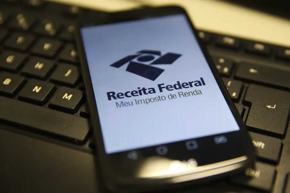 Salvador recebe mutirão gratuito para declaração do Imposto de Renda 2026!