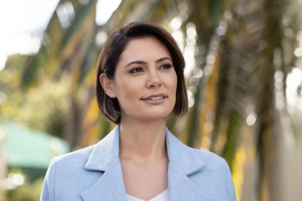[Após divulgação de negociações entre Vorcaro e Flávio, base do PL avalia candidatura de Michelle à Presidência]