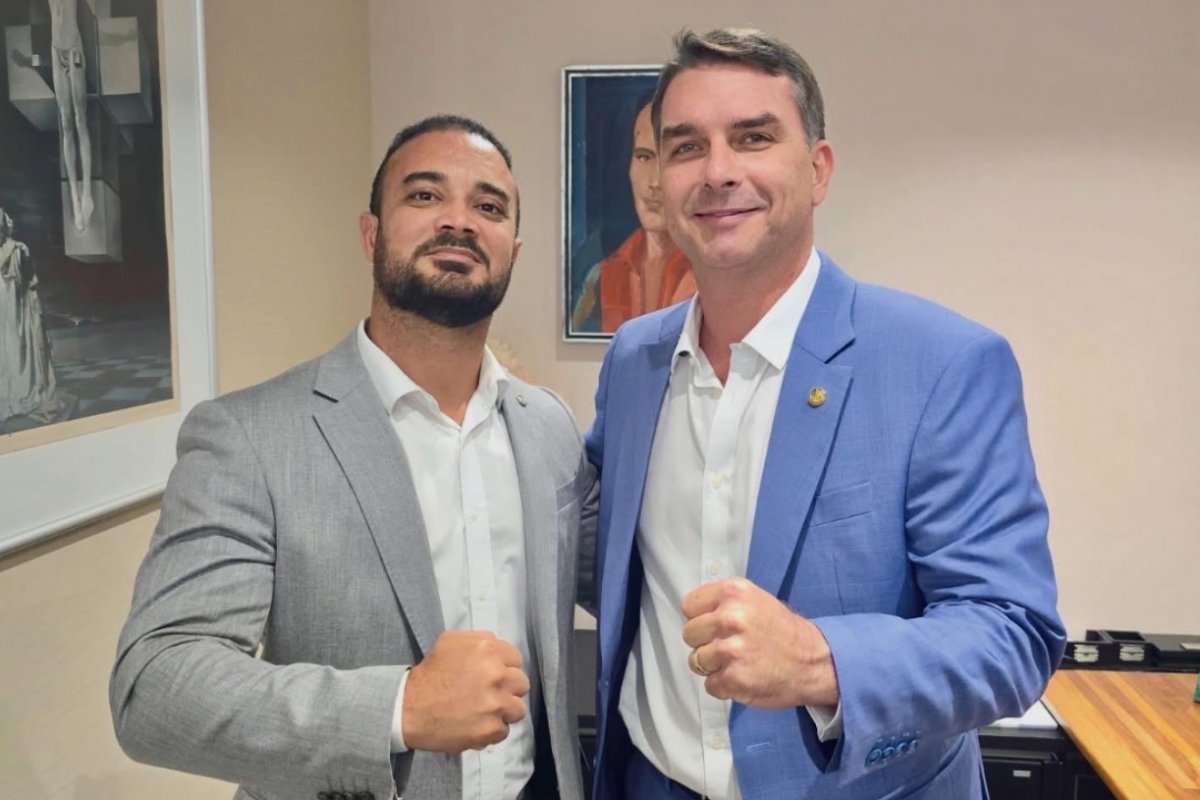 "Quem não deve, não teme investigação", diz diz Capitão Alden ao defender Flávio Bolsonaro