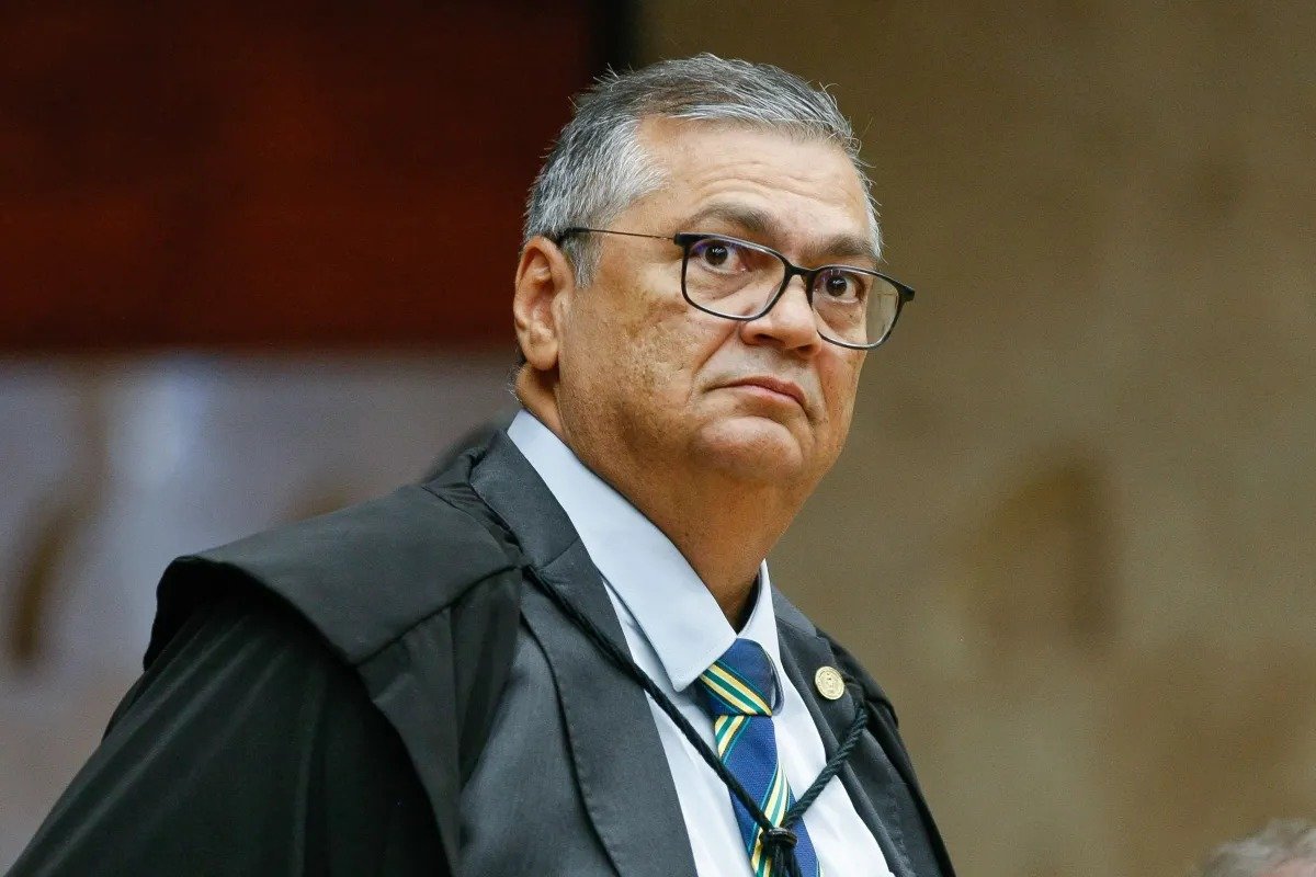 Flávio Dino cita “Matrix” e critica movimento “red pill” durante julgamento sobre a Lei da Igualdade Salarial