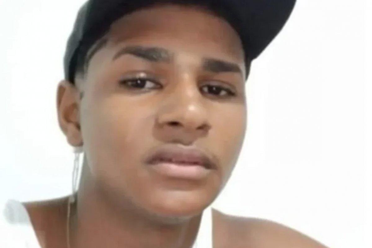 Adolescente é encontrado morto após sequestro ao sair de escola em Feira de Santana