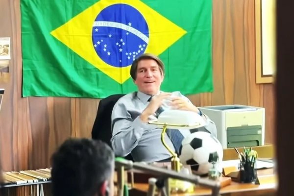 ['Dark Horse' pode enfrentar obstáculos jurídicos se for lançado durante as eleições presidenciais, diz colunista]