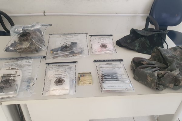 [Um homem é morto e quatro são presos por homicídios e tráfico de drogas na Bahia]