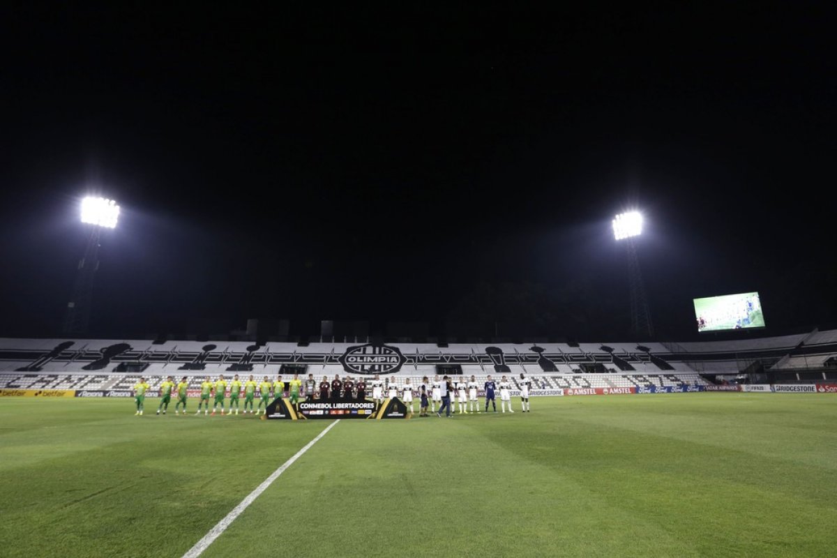 Jogos da Libertadores são suspensos por causa de pandemia do coronavírus