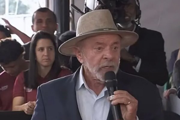 [Lula critica condução da Lava Jato e diz que investigação prejudicou imagem da Petrobras]