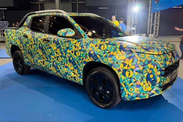 [Volkswagen exibe picape Tukan no evento de convocação da Seleção Brasileira ]