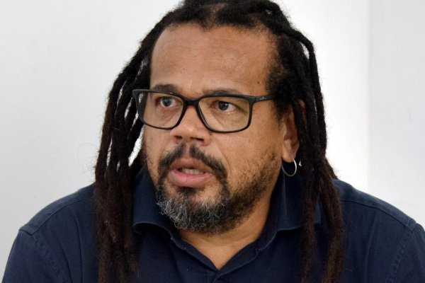 [Kleber Rosa lança manifesto contra Plano de Segurança Pública de Salvador]