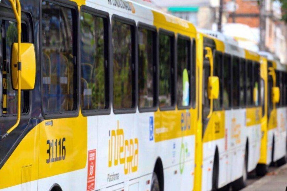 Transporte é interrompido no Vale das Pedrinhas após ônibus ser atingido por tiros na noite desta terça (19)