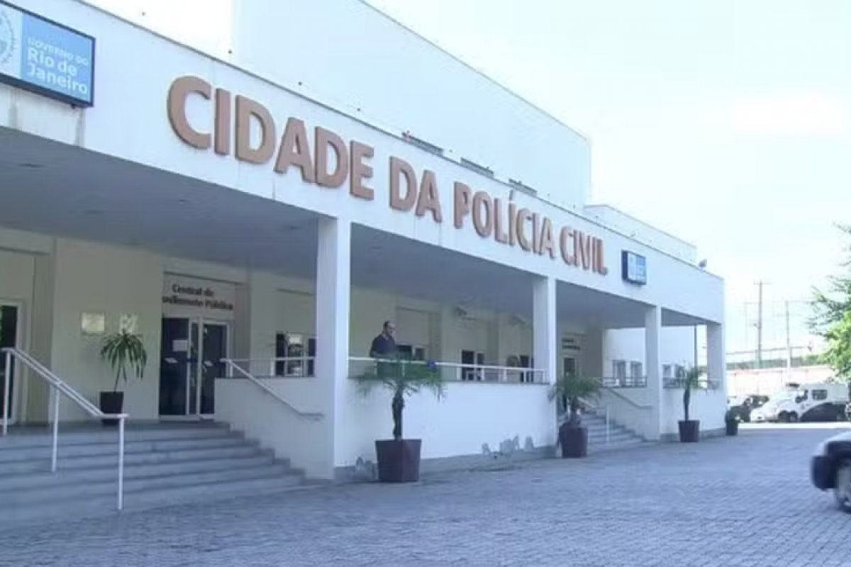 Operação no Rio mira esquema de lavagem de dinheiro e clonagem de cartões