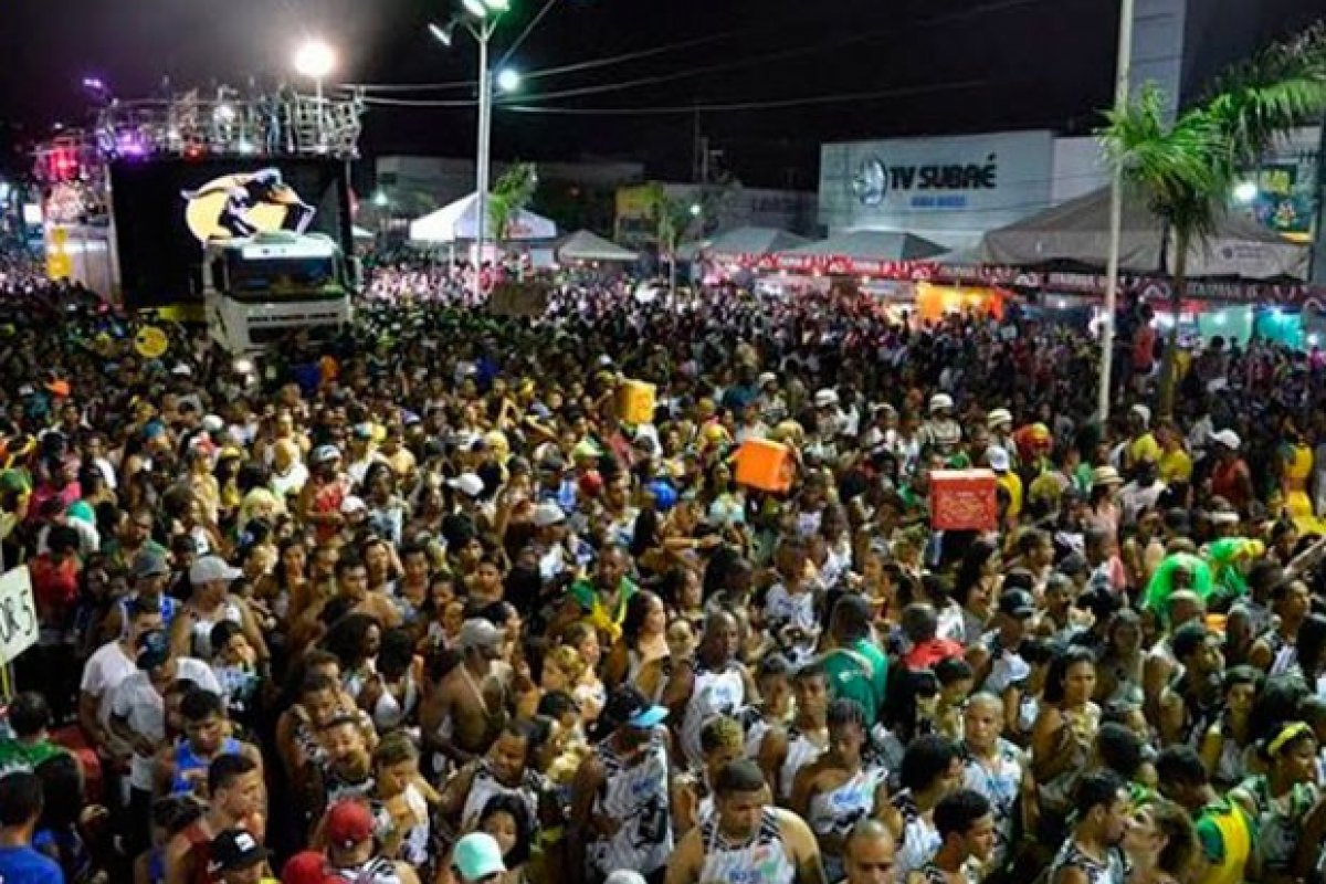 Prefeito de Feira faz coletiva e deve anunciar cancelamento de Micareta por causa do Covid-19