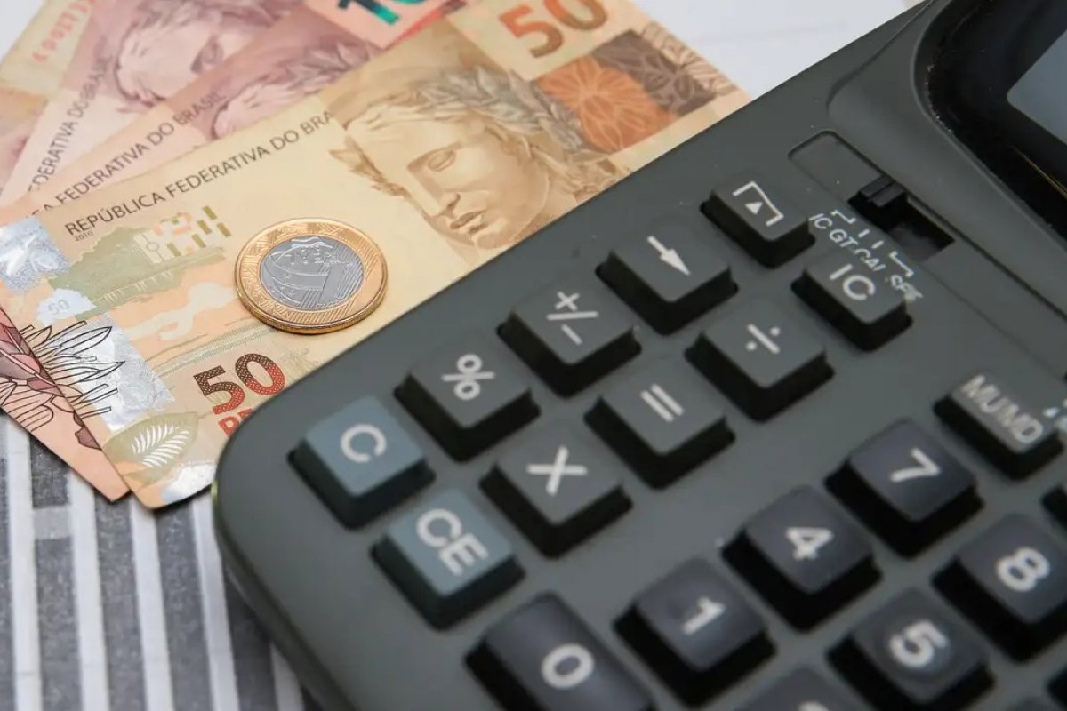 Receita Federal recebe 34,1 milhões de declarações do IR 2026 a três dias do fim do prazo