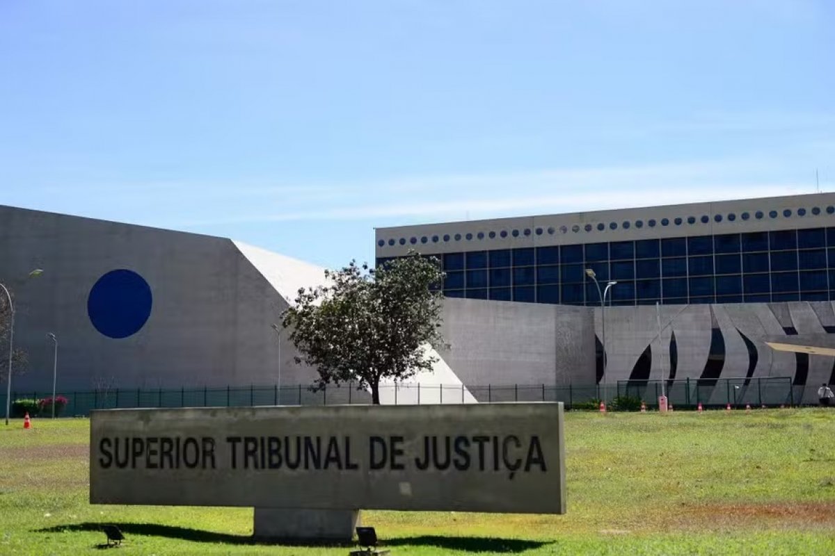 PGR denuncia lobista, ex-chefe de gabinete e ex-servidor do STJ em caso de venda de decisões