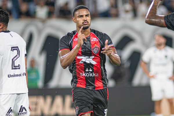 [Vitória vira sobre o ABC, volta à final depois de 15 anos e decide título em casa]