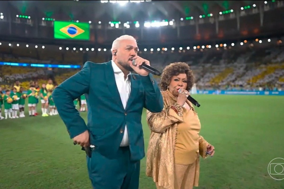 Alcione se pronuncia sobre “desastre” ao cantar o Hino Nacional com Belo!