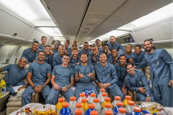 [Seleção Brasileira chega aos Estados Unidos para a Copa 2026]