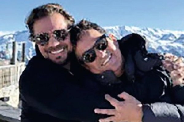 [Vorcaro teria bancado férias de R$ 2 milhões para Ciro nos Alpes Franceses, diz revista ]
