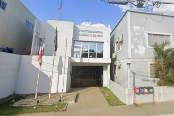 [Prefeitura de Formosa do Rio Preto abre quase 400 vagas e salários de até R$ 6 mil]