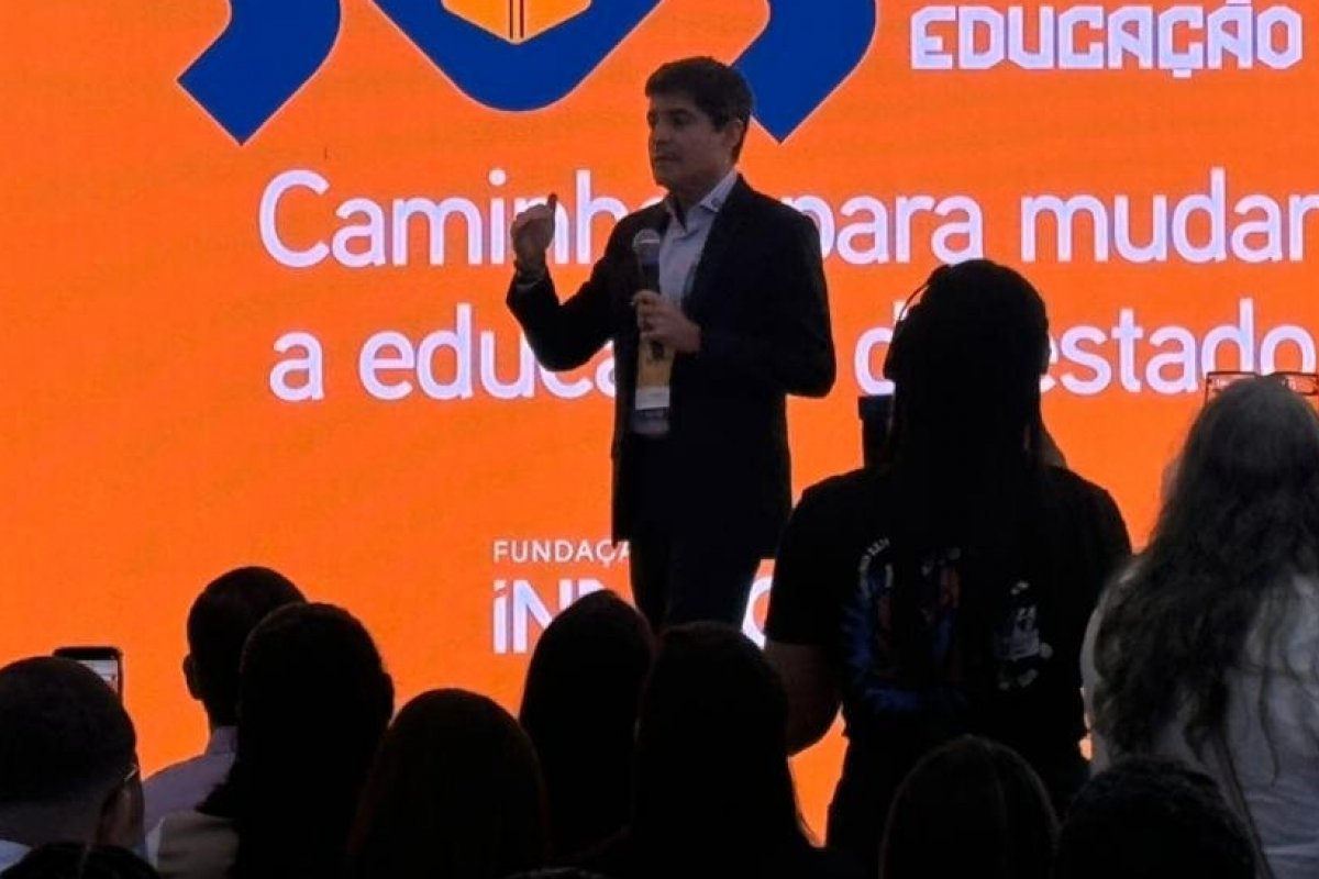 ACM Neto acusa Jerônimo de 'maquiar' índice de educação com aprovação automática de alunos: 'É um crime'
