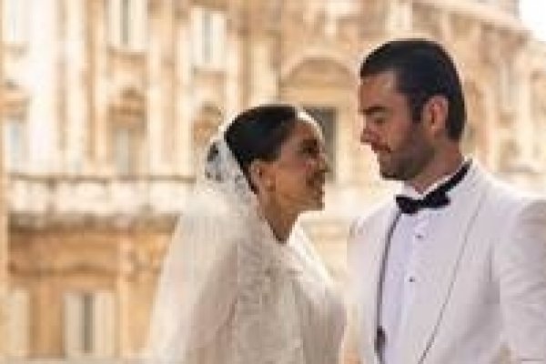 [ No Vaticano, Maria Victoria Horta e Fabio Raunheitti se casam na Basílica de São Pedro! ]