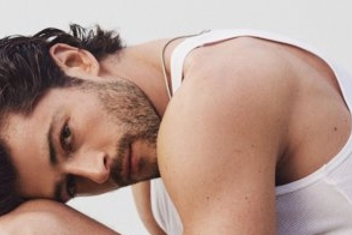 Calvin Klein celebra o Mês do Orgulho com campanha estrelada por Deon Hinton, Sam Salter e Jordan Rand!