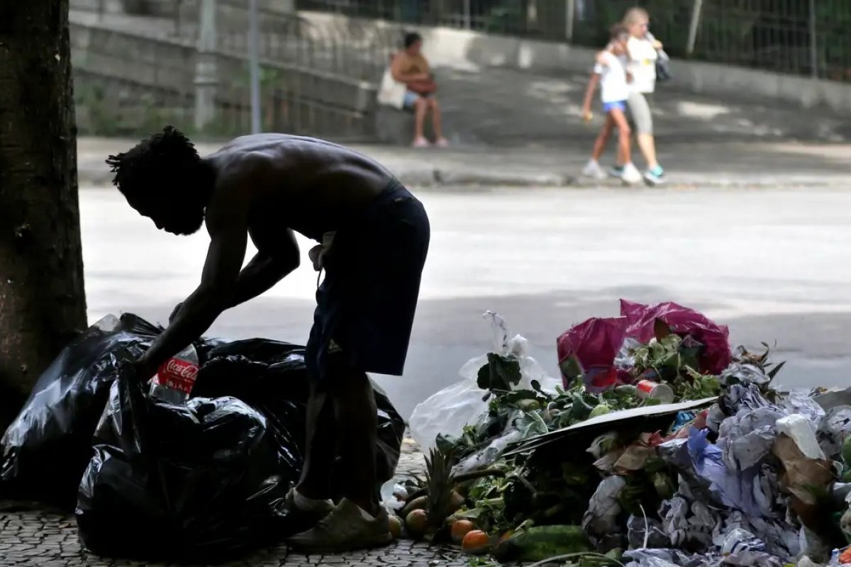 Brasil registrou 150 mil agressões contra população de rua em 10 anos