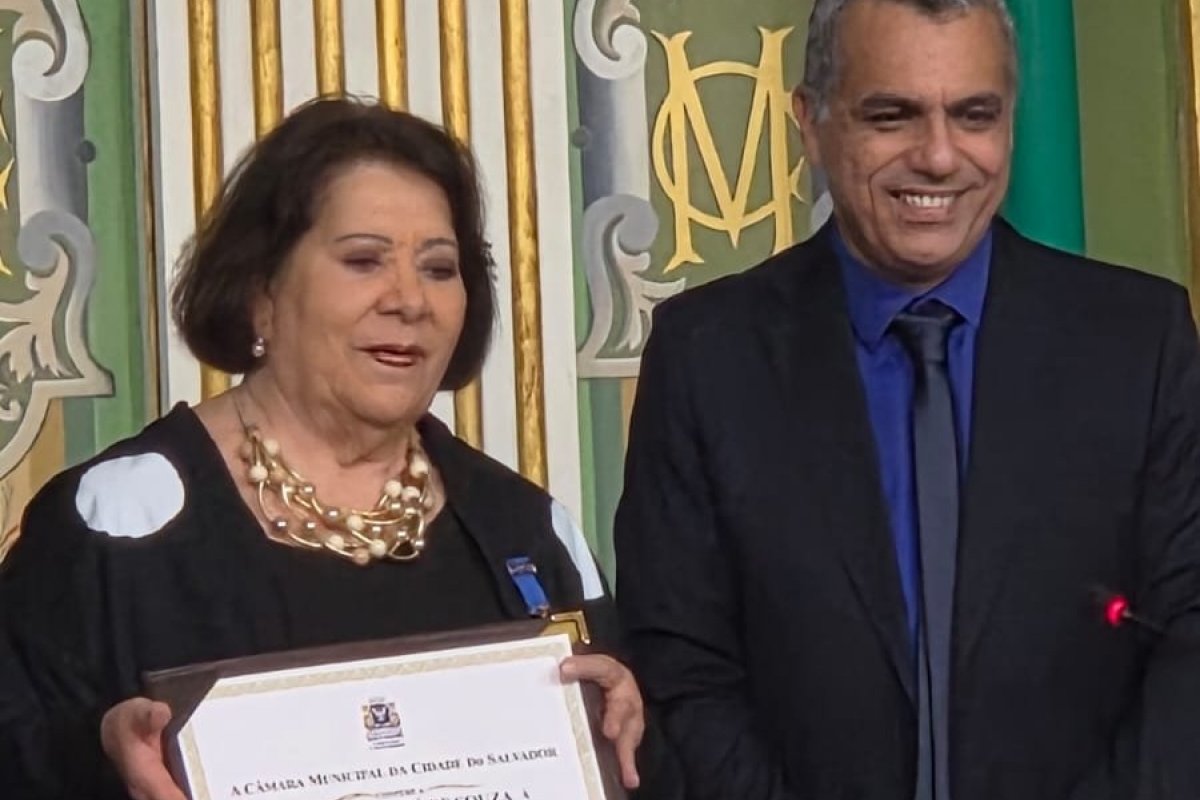 Vídeo: Ex-ministra do STJ, Eliana Calmon, recebe Medalha Thomé de Souza na Câmara Municipal de Salvador