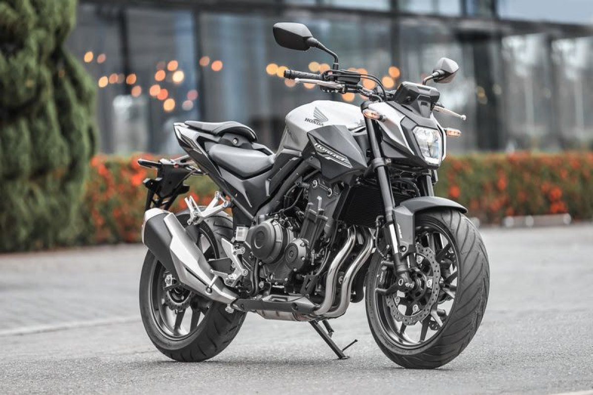 Honda CB500 Hornet chega à linha 2027 quase sem aumento