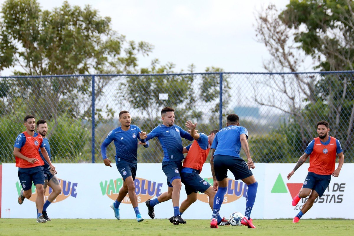 De olho na liderança do Grupo, Bahia visita América-RN