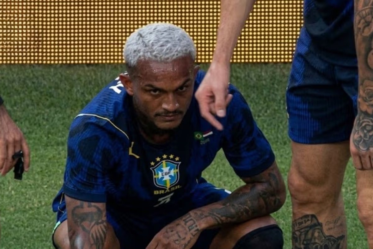 Seleção: lateral Wesley é cortado da Copa por lesão, e Ancelotti anuncia volante como substituto Seleção: lateral Wesley é cortado da Copa por lesão, e Ancelotti anuncia volante como substituto