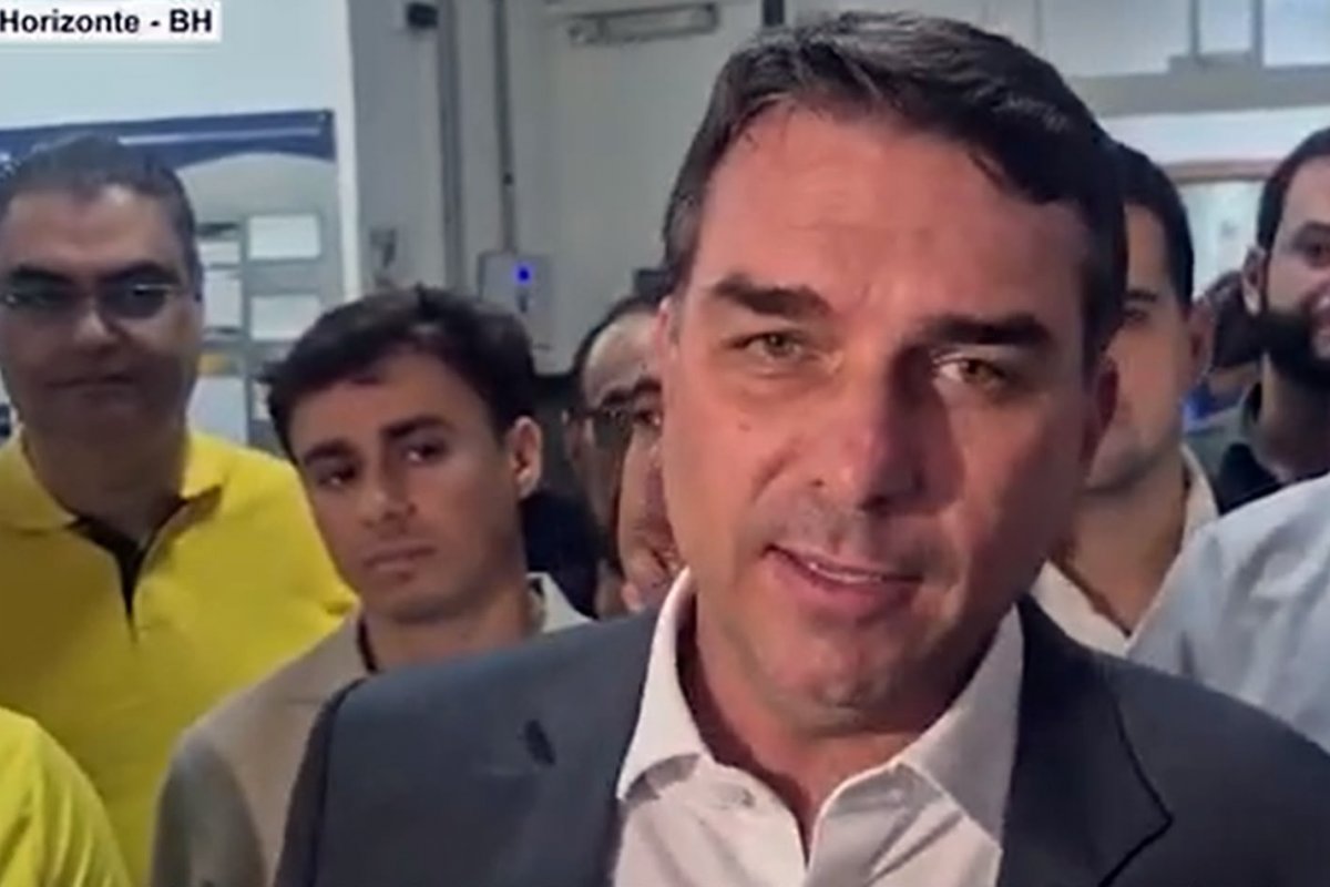 TCU arquiva pedido de Flávio Bolsonaro para investigar empresa de ex-nora de Lula