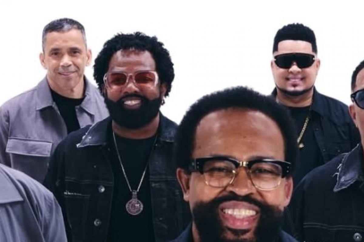 Xande de Pilares e Grupo Revelação se reencontram na capital baiana para show da turnê “Tava Escrito”!