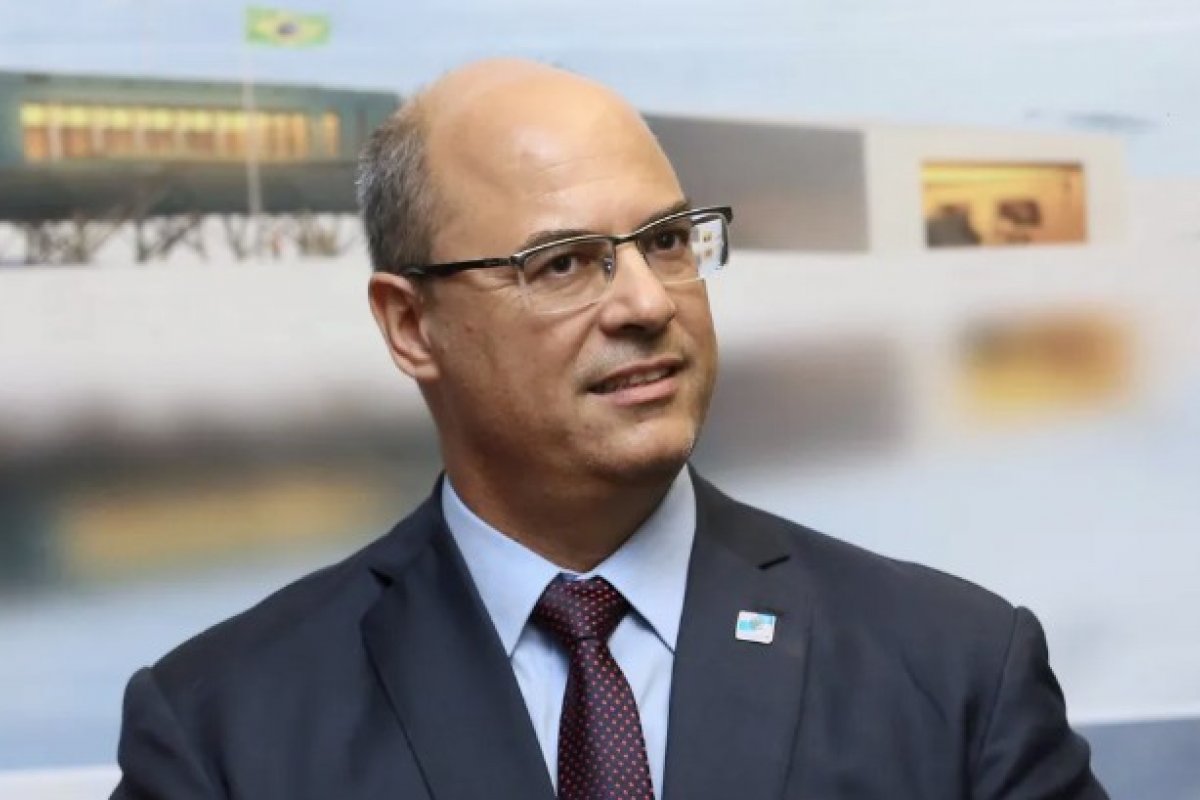 Wilson Witzel anuncia pré-candidatura ao governo do RJ após inelegibilidade