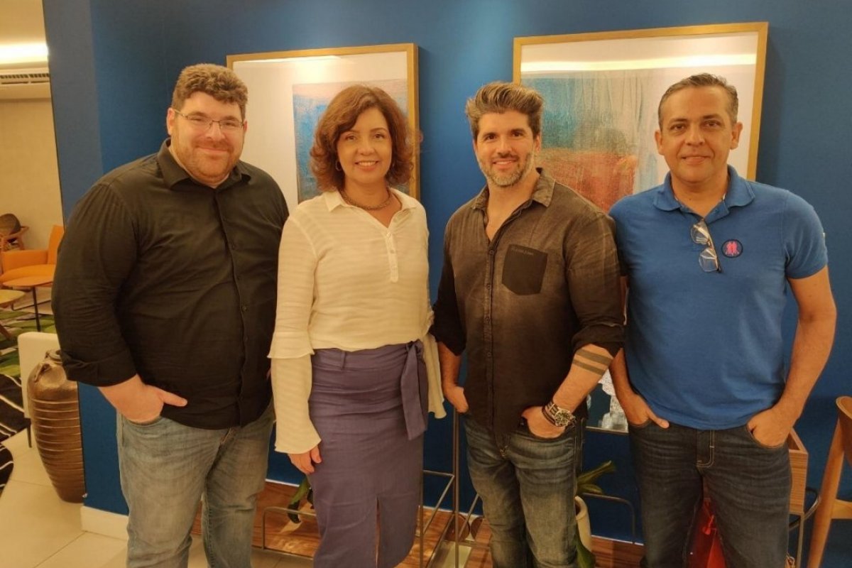 Decoradores e arquitetos baianos celebram 15 anos da Efeito Home