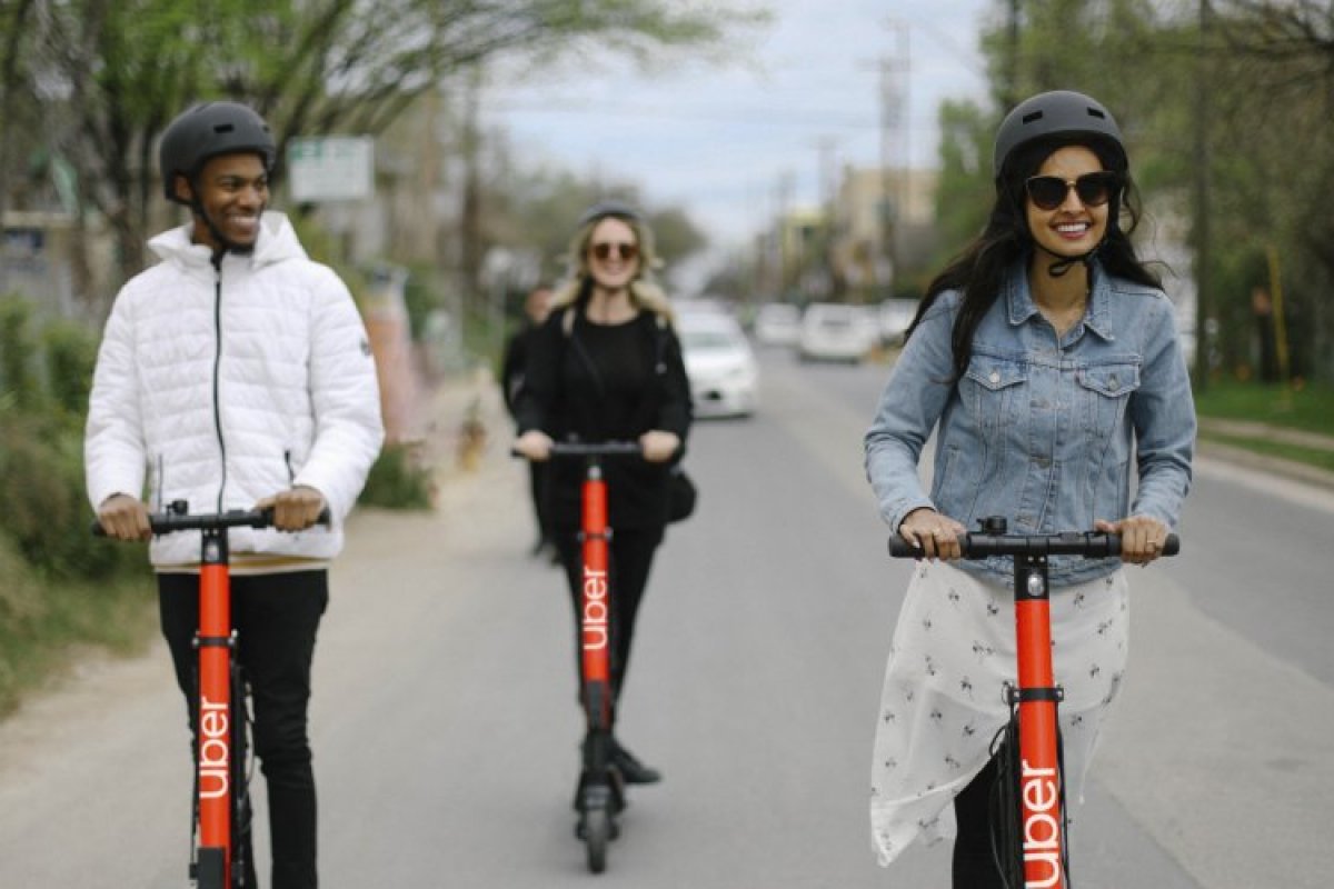 Uber Black e patinetes elétricas não têm previsão para chegarem a Salvador 