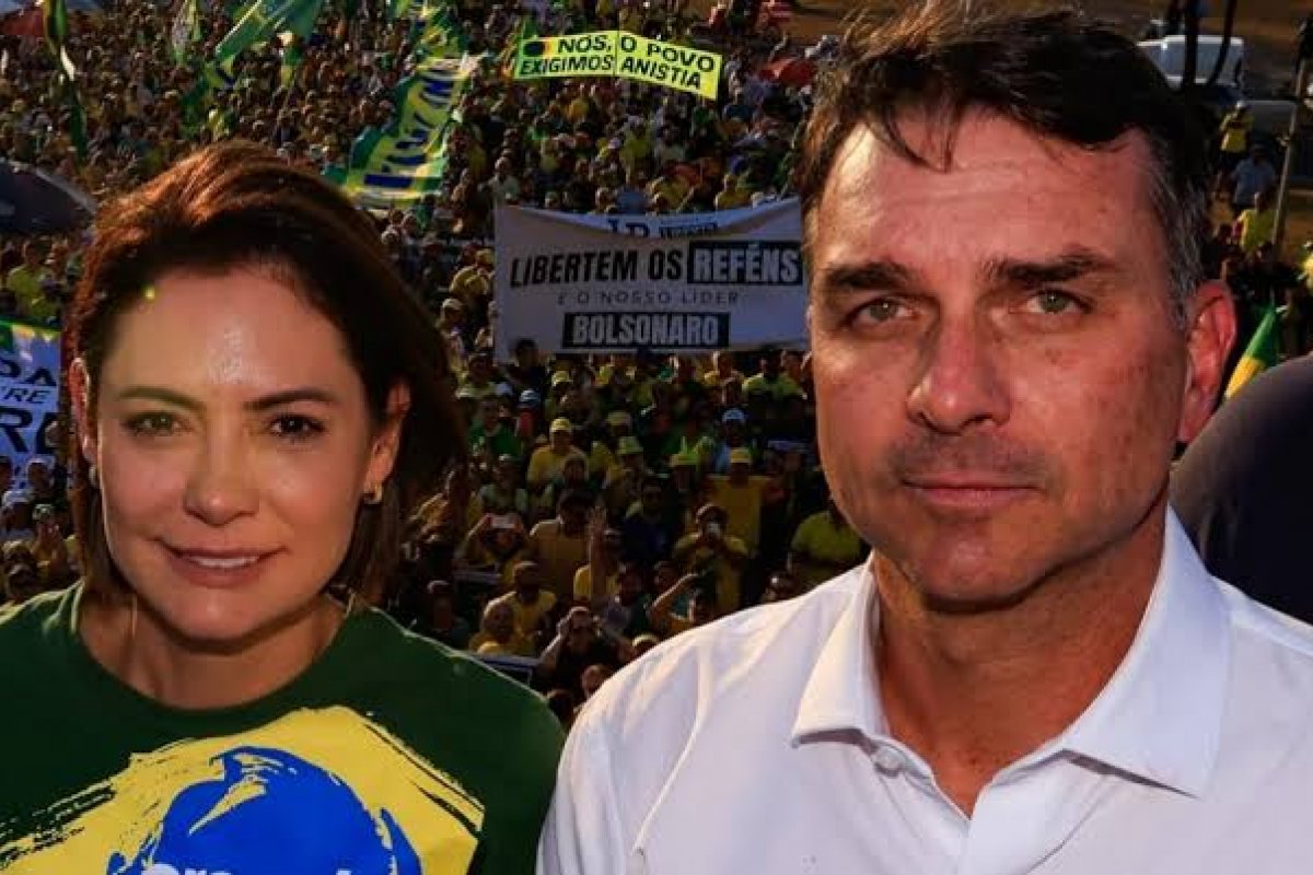 Michelle diz que ajudará campanha de Flávio Bolsonaro no 'momento certo'