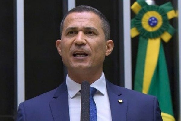[Vídeo: PEC da redução da maioridade penal tem 'clima favorável' para aprovação, diz relator]