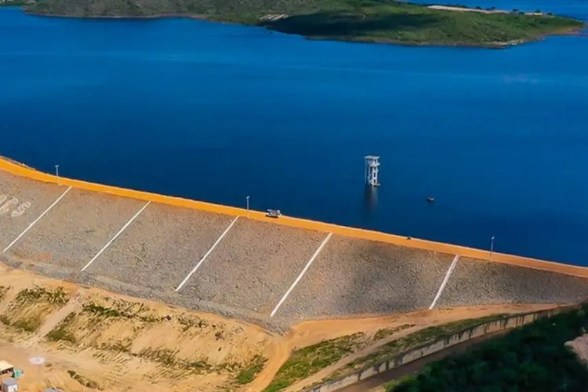 Governo Federal firma contrato no valor de R$ 31,7 milhões para obra de transposição de rio no Sudoeste baiano