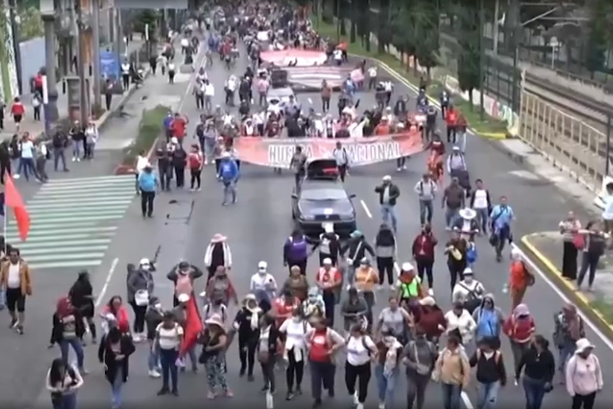 Protesto por desaparecidos marca horas antes da abertura da Copa no México