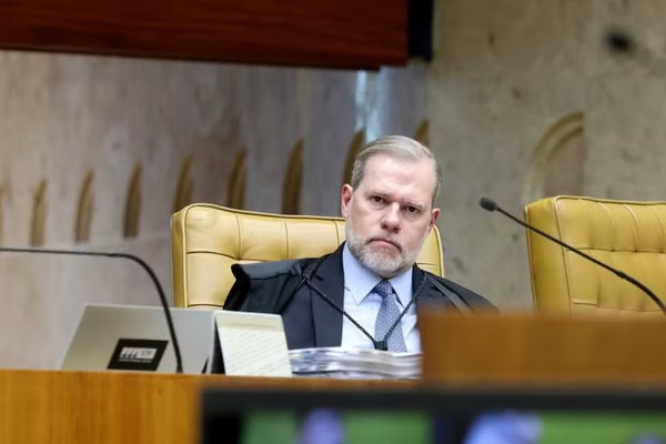 [Toffoli propõe 60 dias para plataformas se adaptarem a regras do STF]