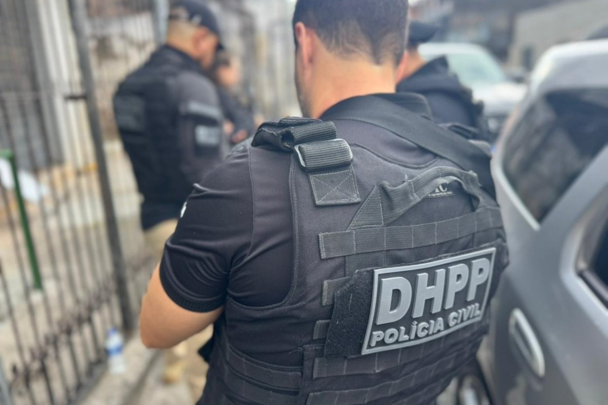 Homem suspeito de espancar vítima até a morte com pedaço de madeira é preso