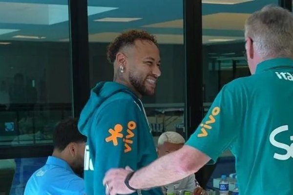 [Ancelotti dá atualizações sobre lesão de Neymar antes da estreia da Seleção na Copa]