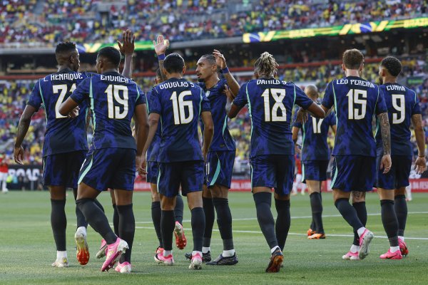 [Sorte ou coincidência? Seleção Brasileira nunca perdeu um jogo da Copa do Mundo no dia 13 de junho]