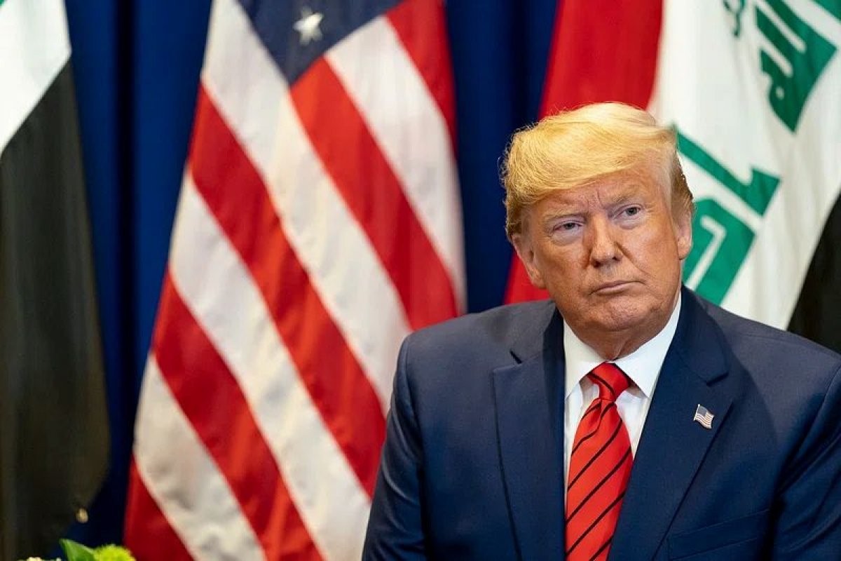 Donald Trump ameaça taxar em 100% os vinhos e champanhes franceses caso impostos sobre big techs não sejam retirados Donald Trump ameaça taxar em 100% os vinhos e champanhes franceses caso impostos sobre big techs não sejam retirados