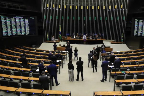 [Governo recua e retira urgência de projeto sobre fim da escala 6x1]