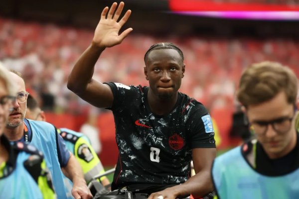 [Time de volante canadense lesionado vai receber indenização da FIFA]