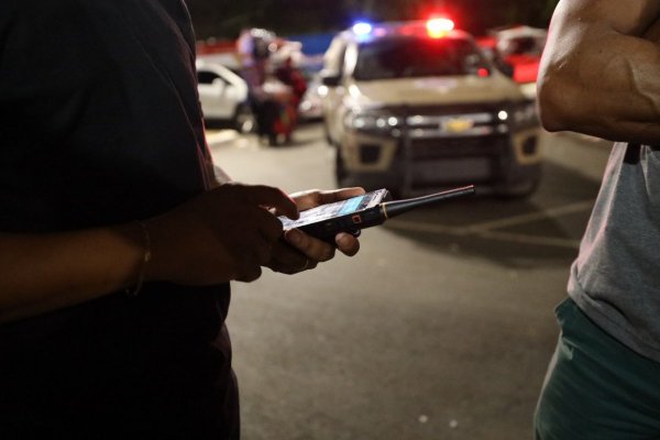 [Homem é preso e dois celulares recuperados durante ação policial no Pelourinho]