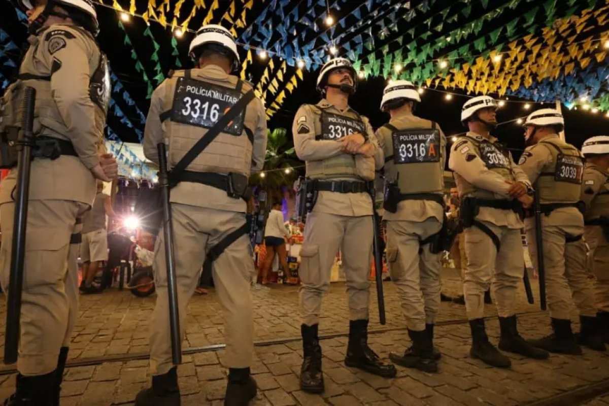 Três homens procurados pela Justiça são presos na Operação São João
