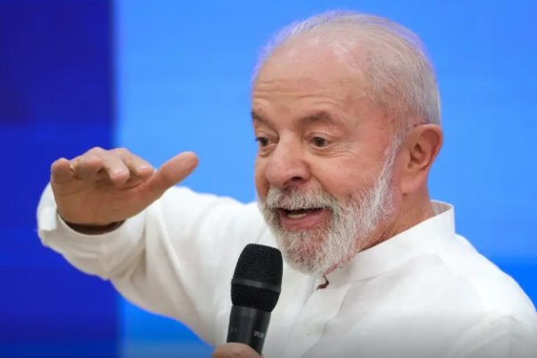 [Governo Lula é aprovado por 32% dos brasileiros e reprovado por 38%, diz pesquisa]