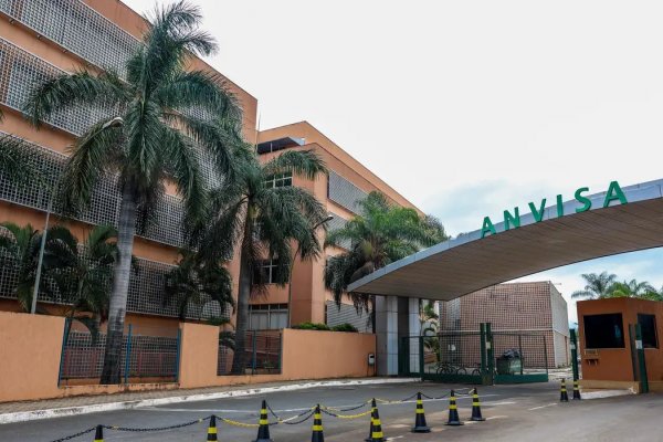 [Anvisa aprova novo medicamento oral para câncer de mama]