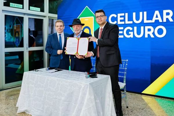 [Lula pede que cidadão 'não fique vacilando com celular' ao lançar plano contra comércio ilegal]